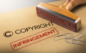 Sello rojo de infracción de derechos de autor sobre documento